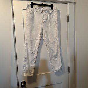 NWOT- Women’s Old Navy White Rockstar Mid-Rise Ankle Jean
